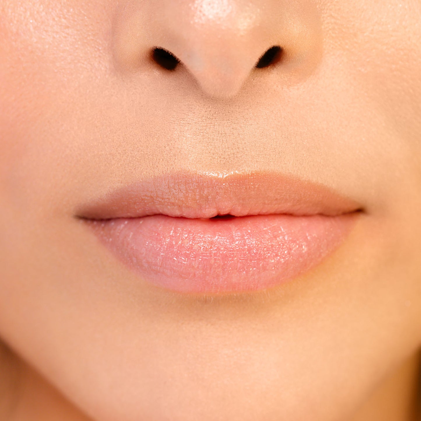 Peptide Glow Hydrating Lip Treatment